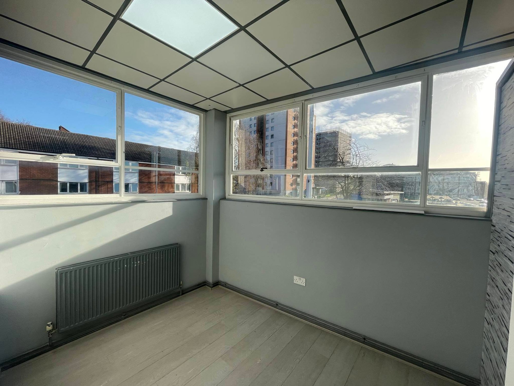 728d9549-1c5b-4764-a239-432d81f7feae