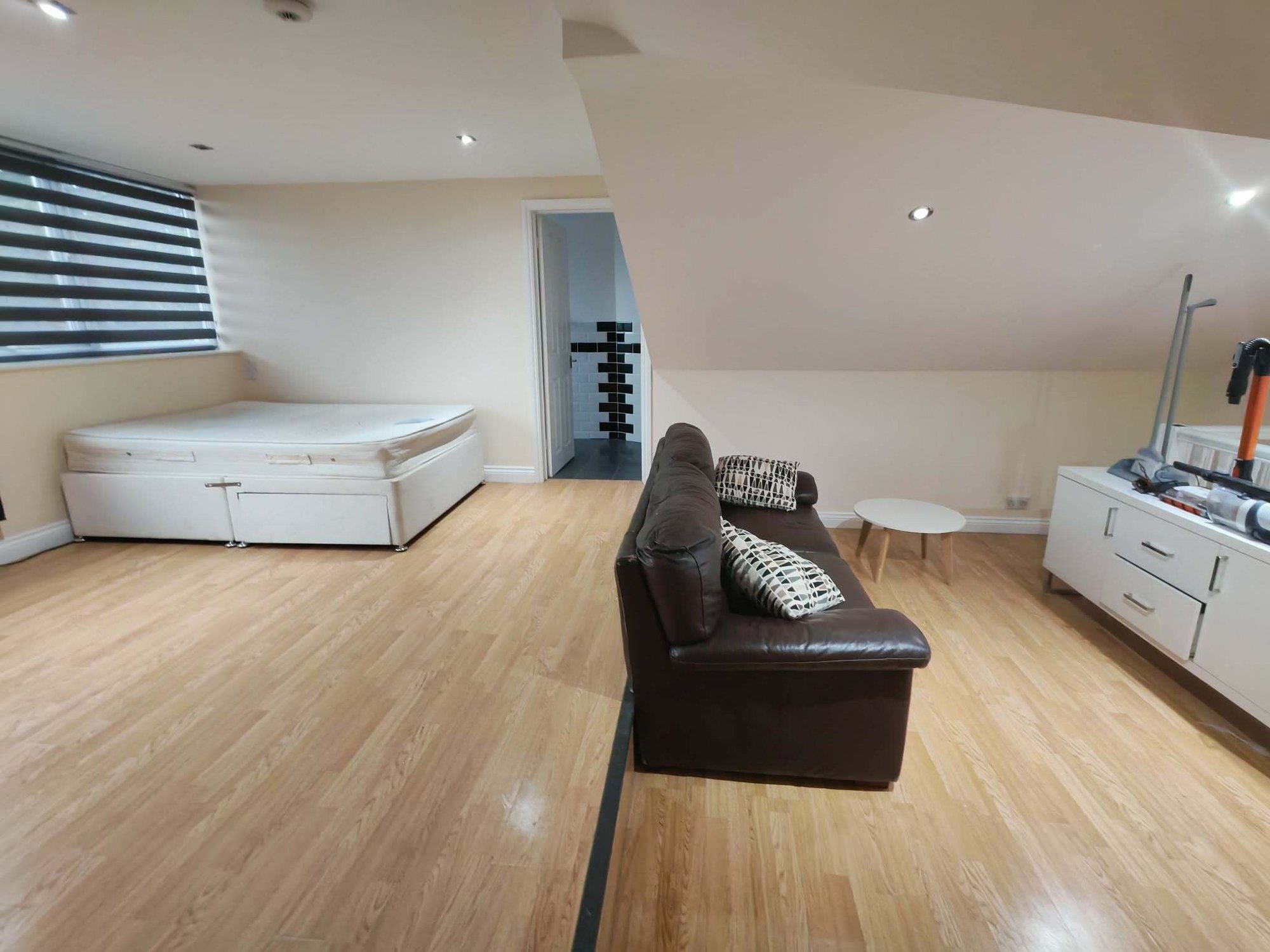 77418b22-6643-446b-87c3-5b49d99212a1