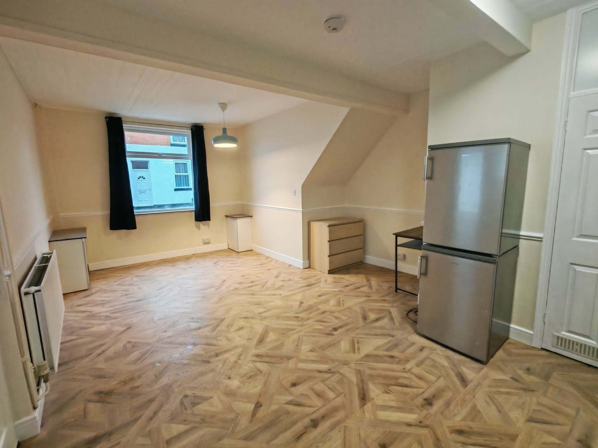 f26eb40f-7817-4e91-9246-1b2d2276f254