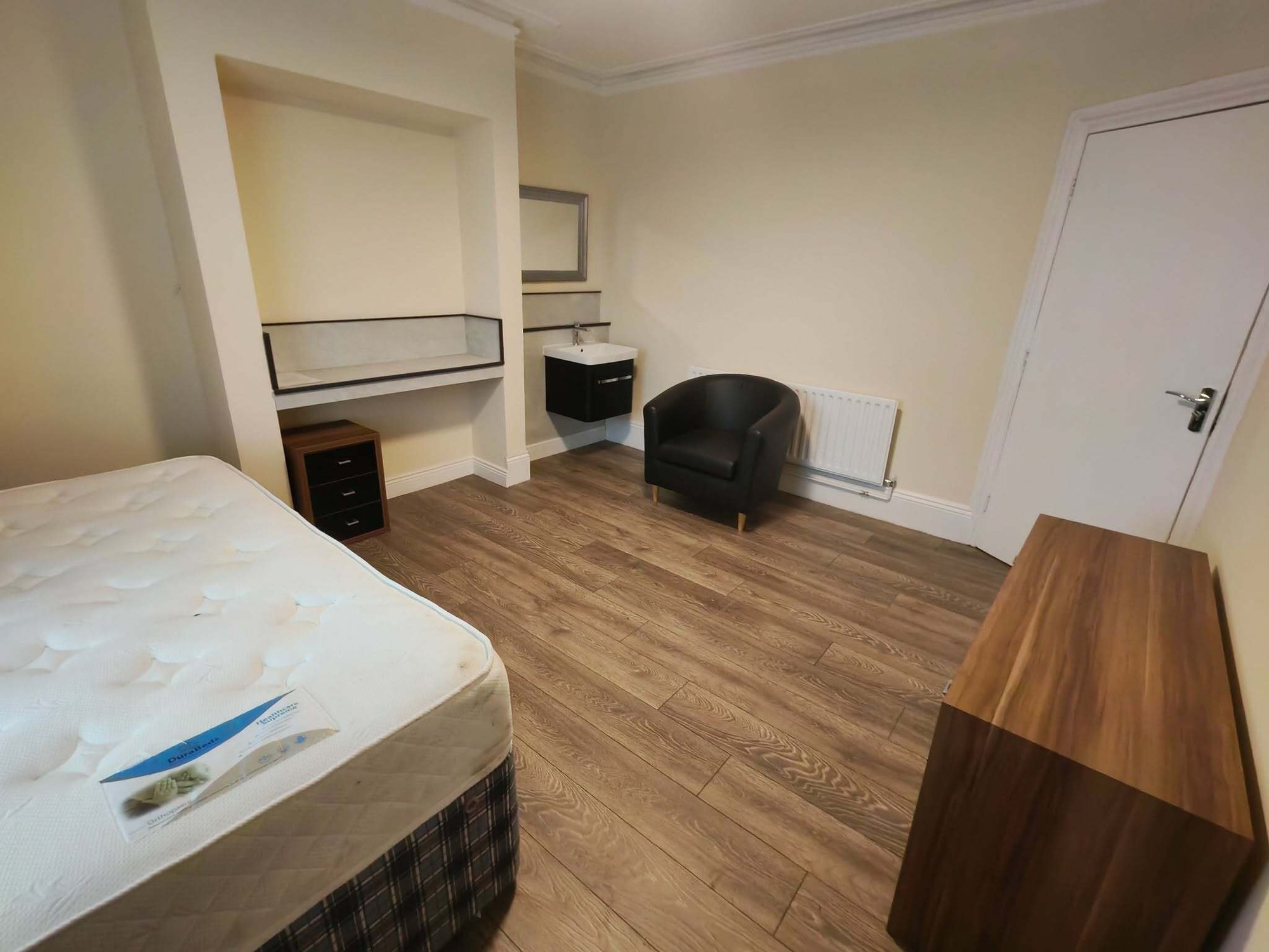 ff315b0a-c6a8-4516-9cb7-7ff74e72d096